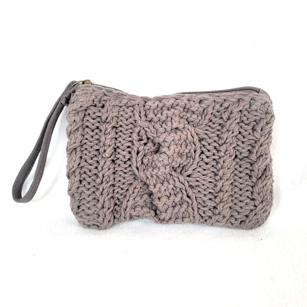 Panache Apparel Cable-Knit Zip Wristlet Crochet Bag Gray Minimalist Cozy Winter